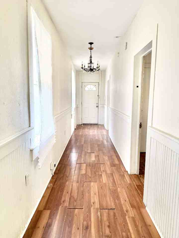 220 Evergreen Dr - Photo 3 of 11
