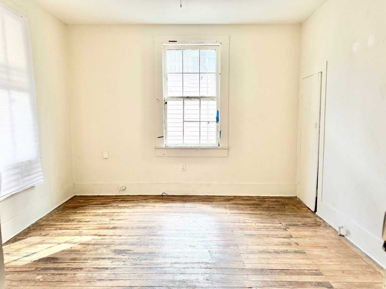 220 Evergreen Dr - Photo 2 of 11