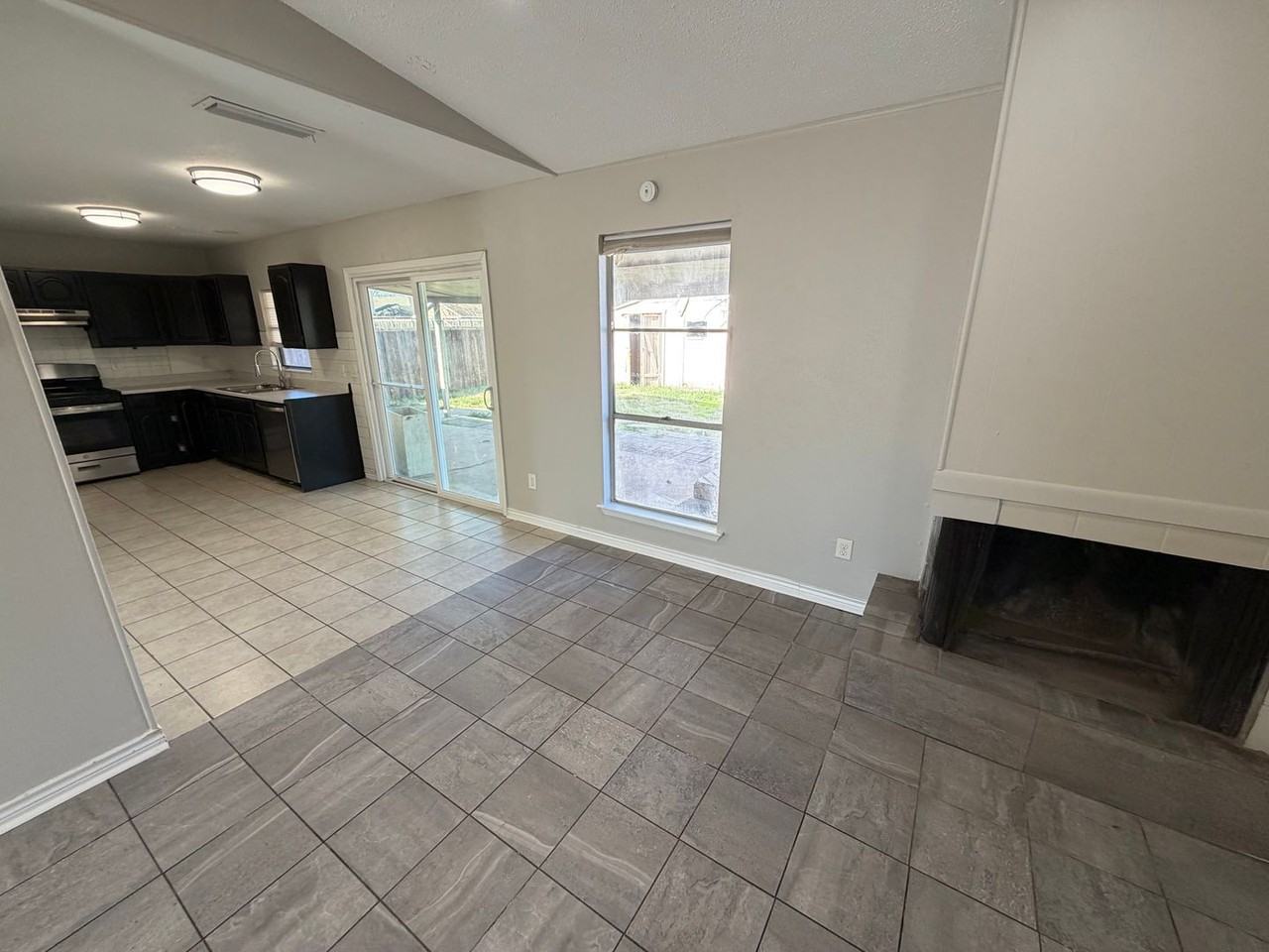 315 Paldao Dr - Photo 2 of 12