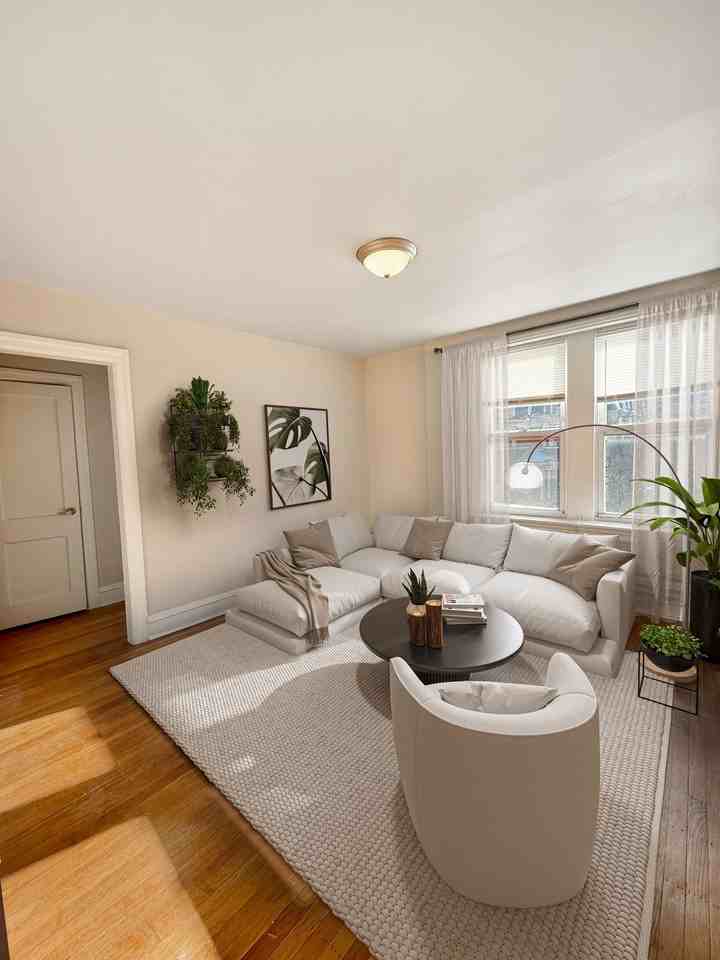 Chester Plaza - Photo 7 of 26