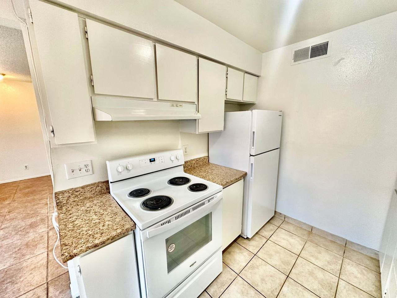 1550 W Ashlan Ave #229 - Photo 7 of 16