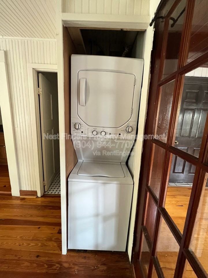 809 2nd St S - Photo 5 of 13