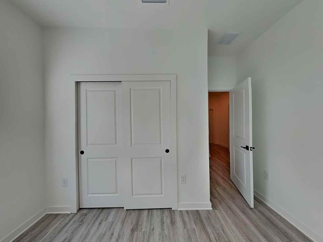 1282 Navigator Rd - Photo 5 of 21