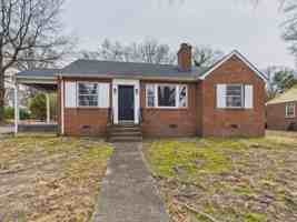 featured image of 637 Woodhaven Dr