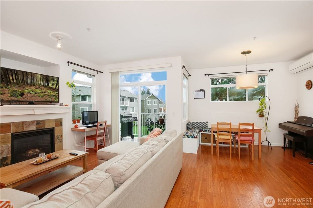 587 241st Ln Se - Photo 5 of 19