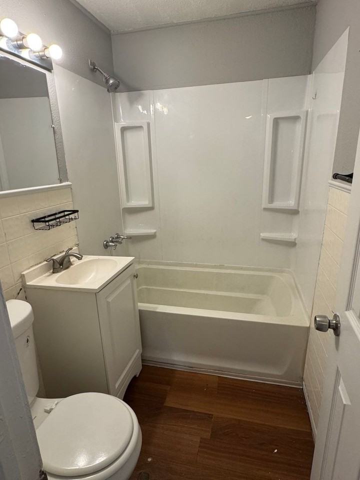 2611 S 48th Ter - Photo 7 of 7