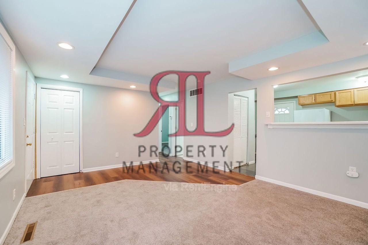 2262 Century Dr - Photo 5 of 12