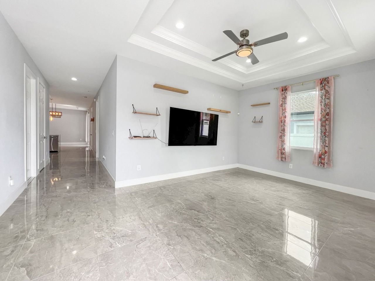 1703 W Rio Vista Ave - Photo 5 of 33