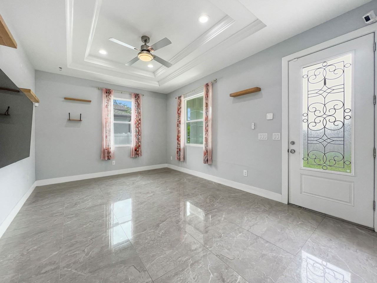 1703 W Rio Vista Ave - Photo 7 of 33