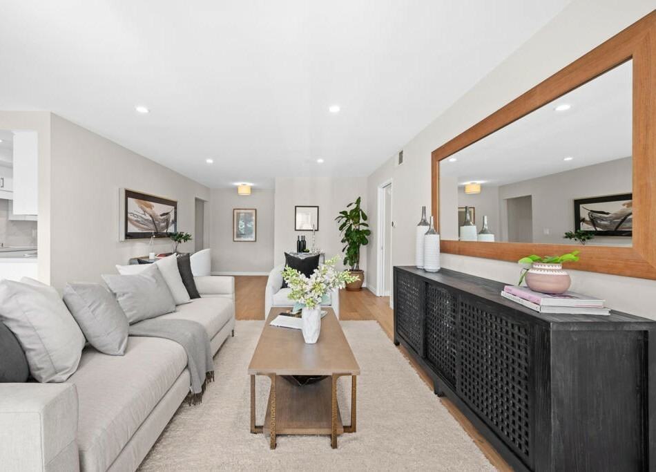 266 S Madison Ave - Photo 5 of 14