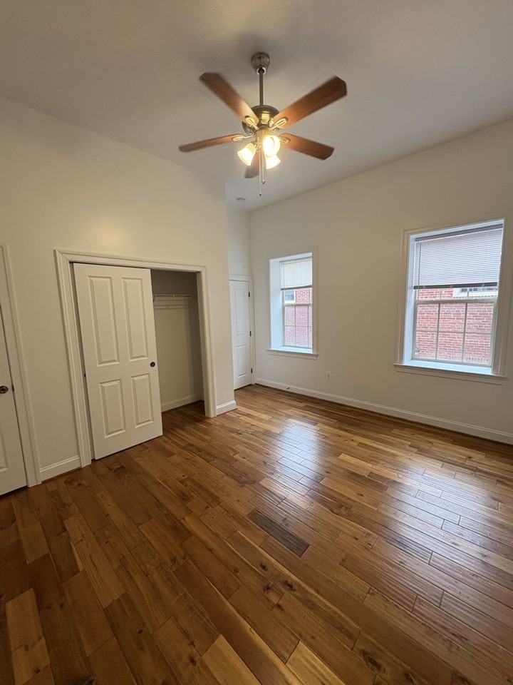 313 S. Broadway - Photo 5 of 30