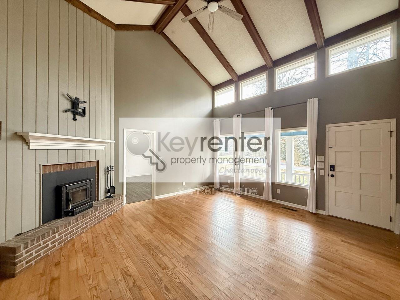 2309 Mourning Dove Ln - Photo 2 of 21