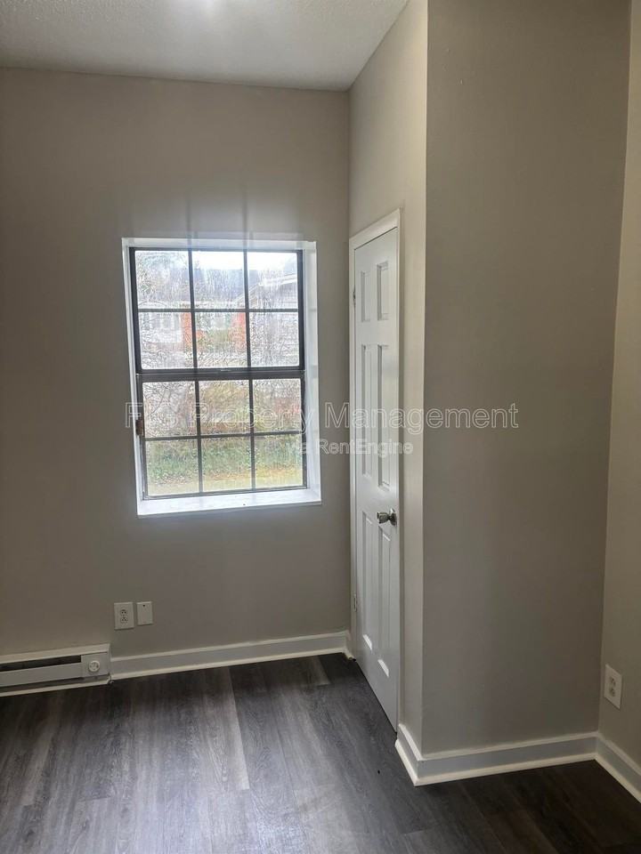 102 E H St #2 - Photo 5 of 13