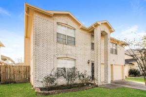 featured image of 4342 Lakewood Dr