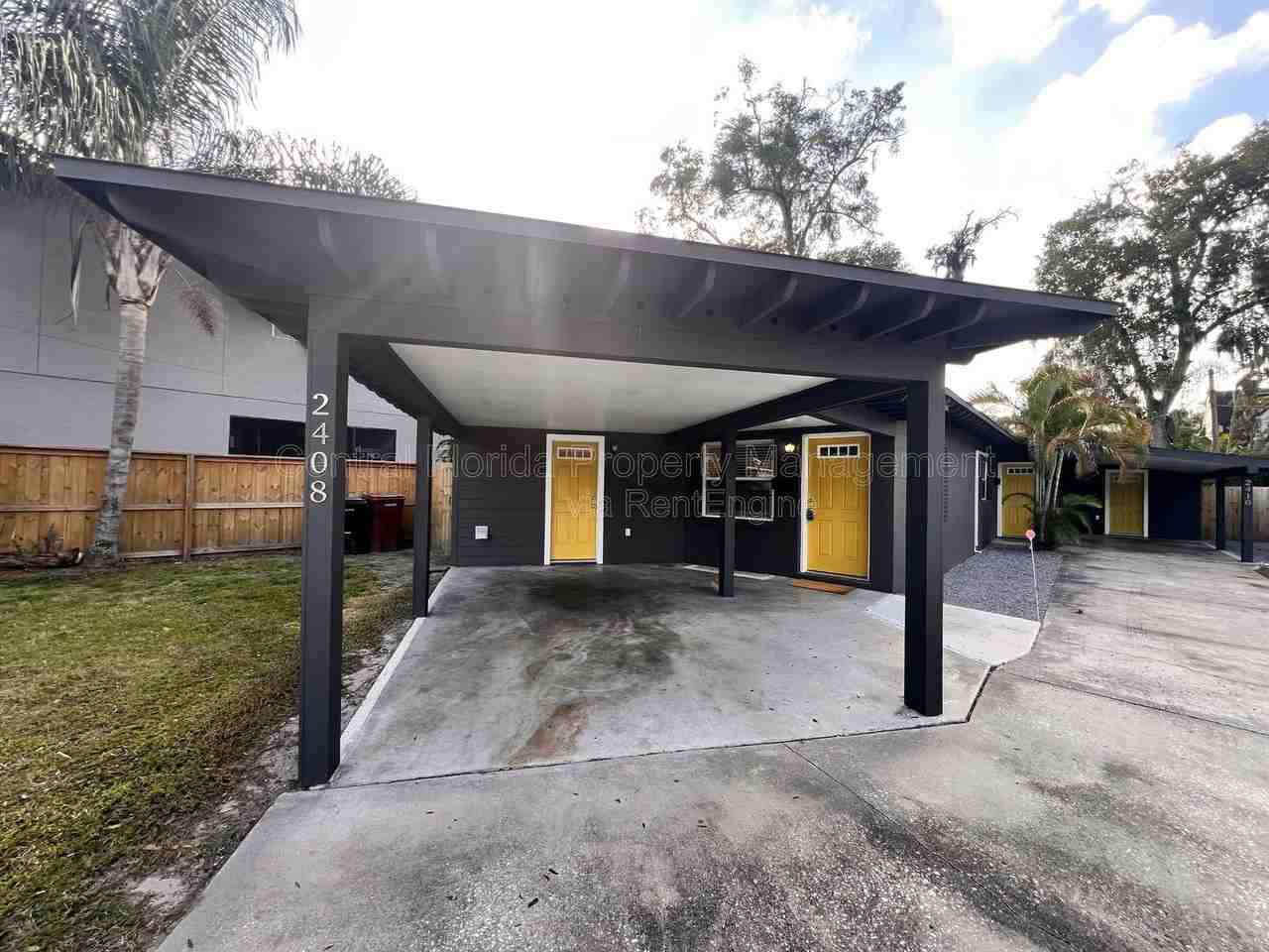 2408 Formosa Ave - Photo 2 of 11