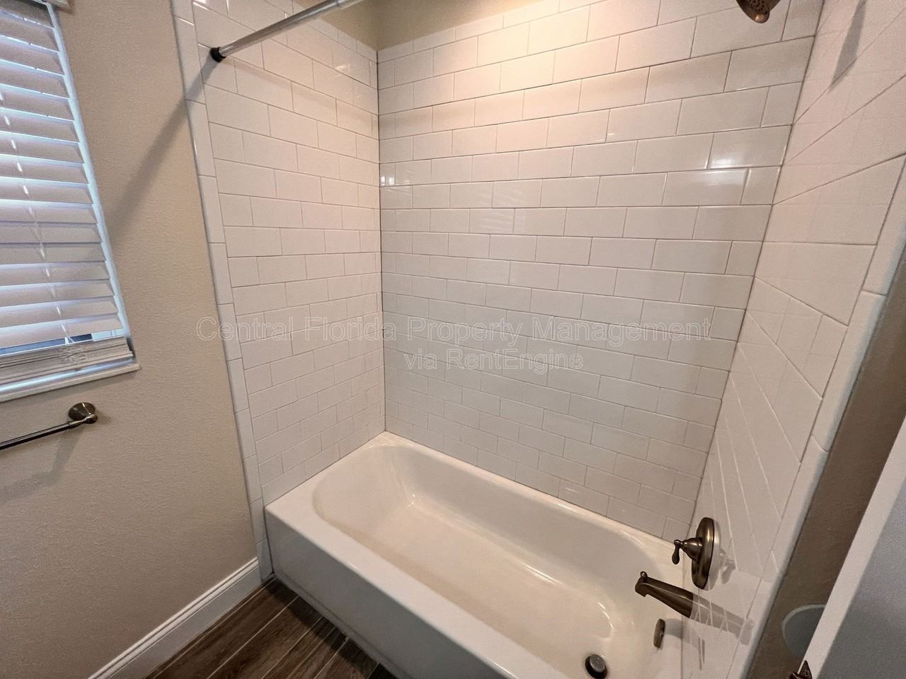 2408 Formosa Ave - Photo 7 of 11