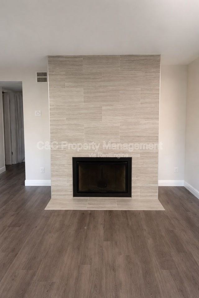 247 N Capitol Ave #268 - Photo 5 of 27