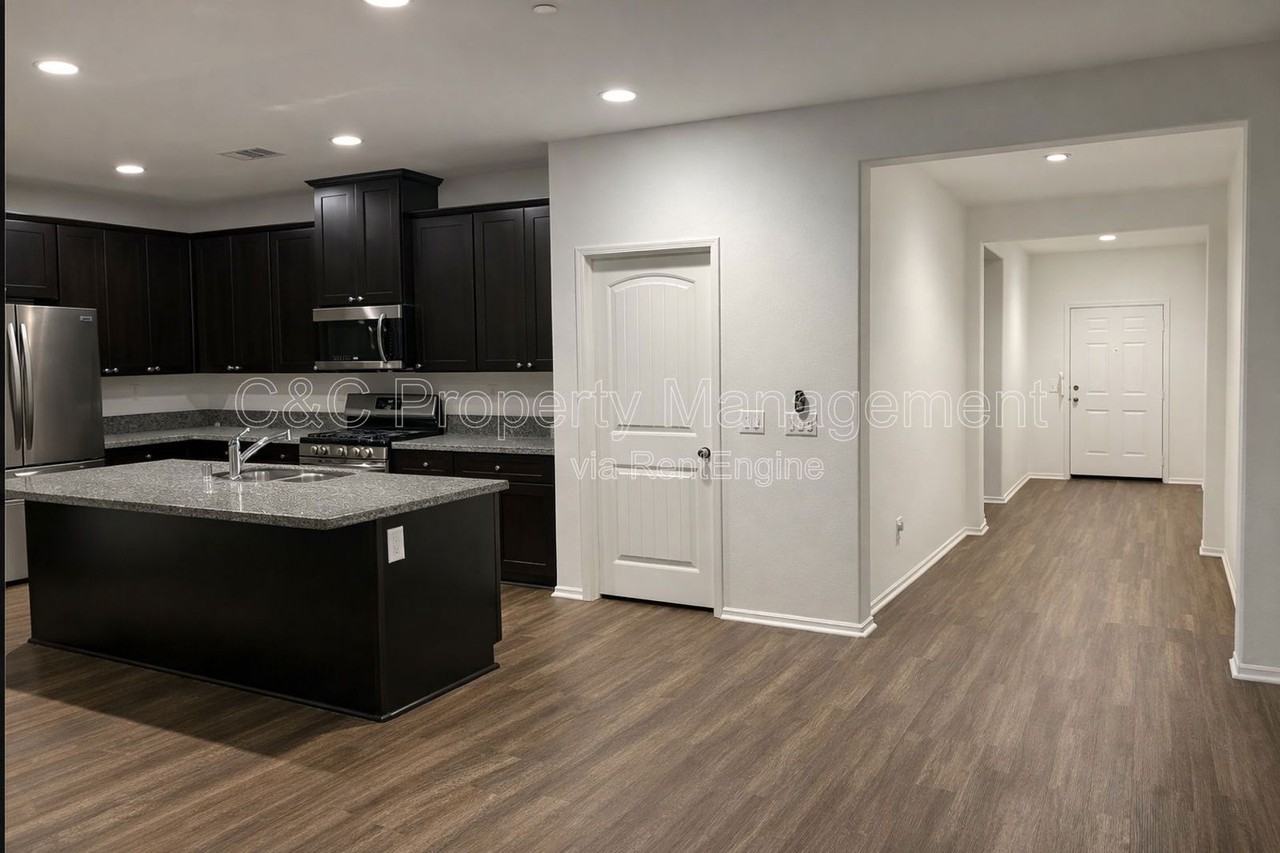 620 Brittania Rd - Photo 2 of 8