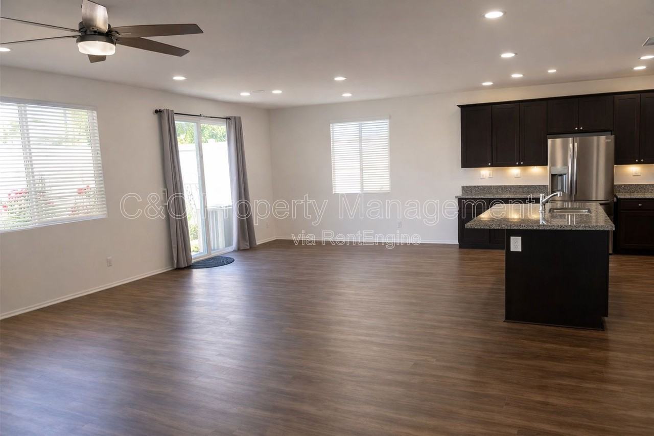 620 Brittania Rd - Photo 4 of 8