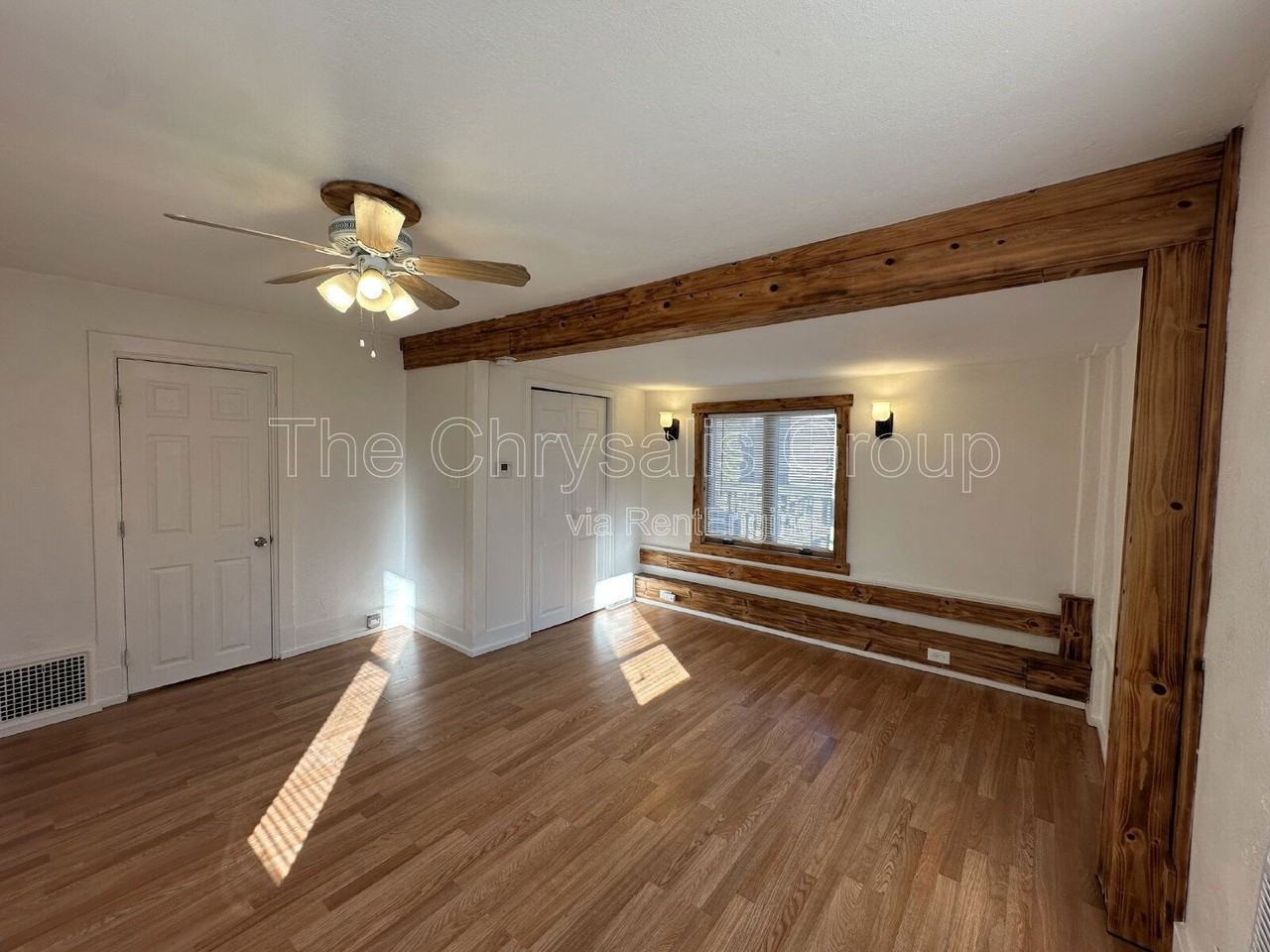 537 1/2 Bucklin St - Photo 6 of 9