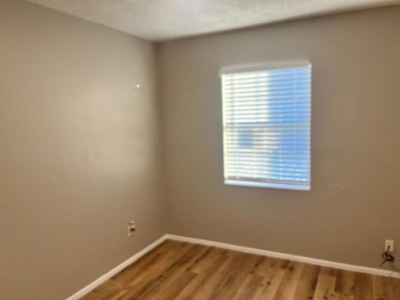 4809 Okeefe St - Photo 7 of 13