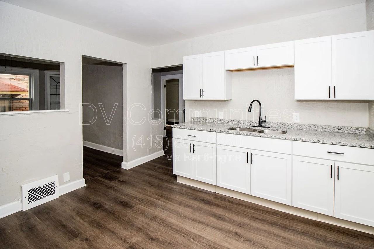 5153 Cato St - Photo 7 of 24