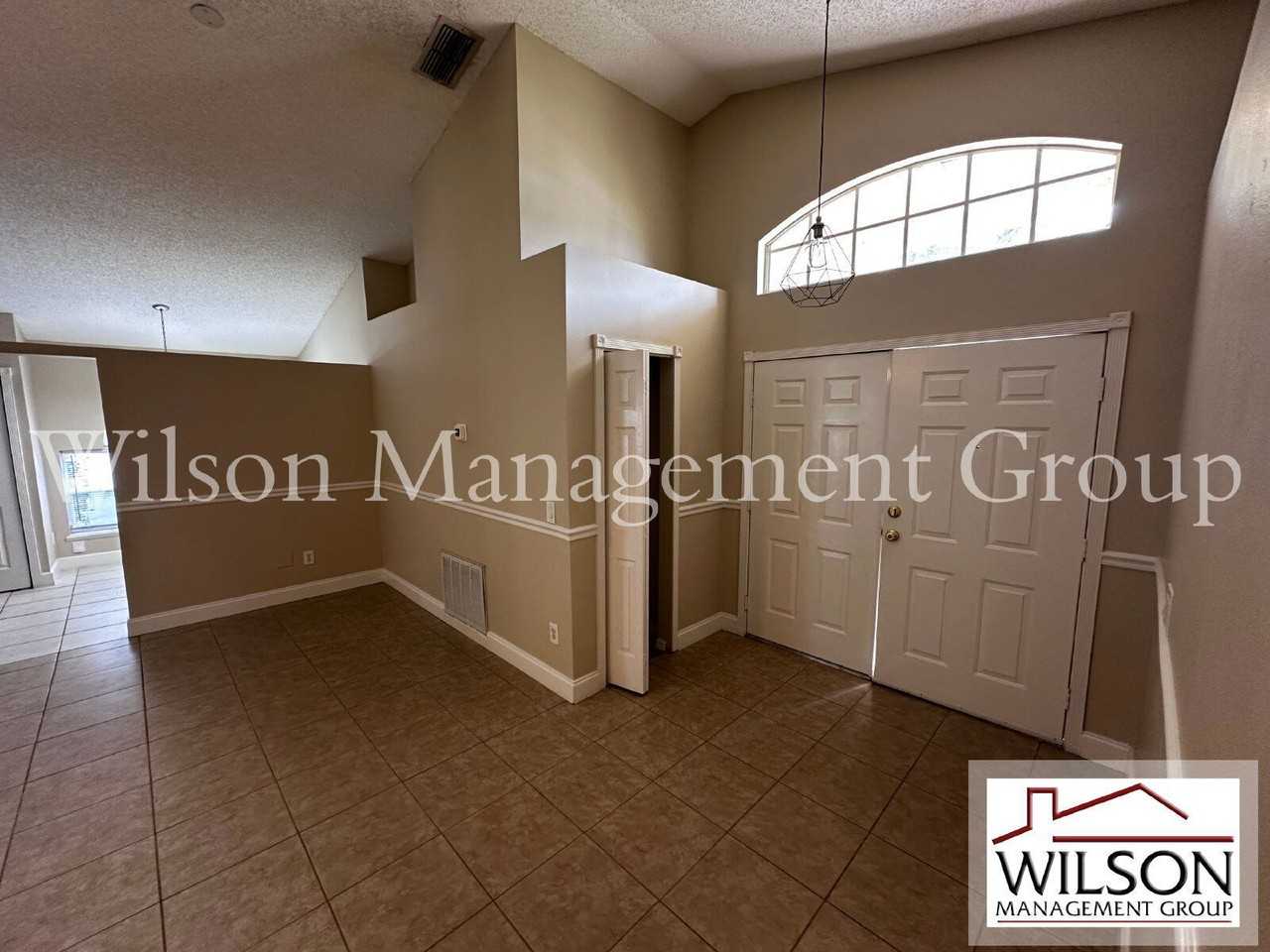 2843 Crofton Way - Photo 2 of 37