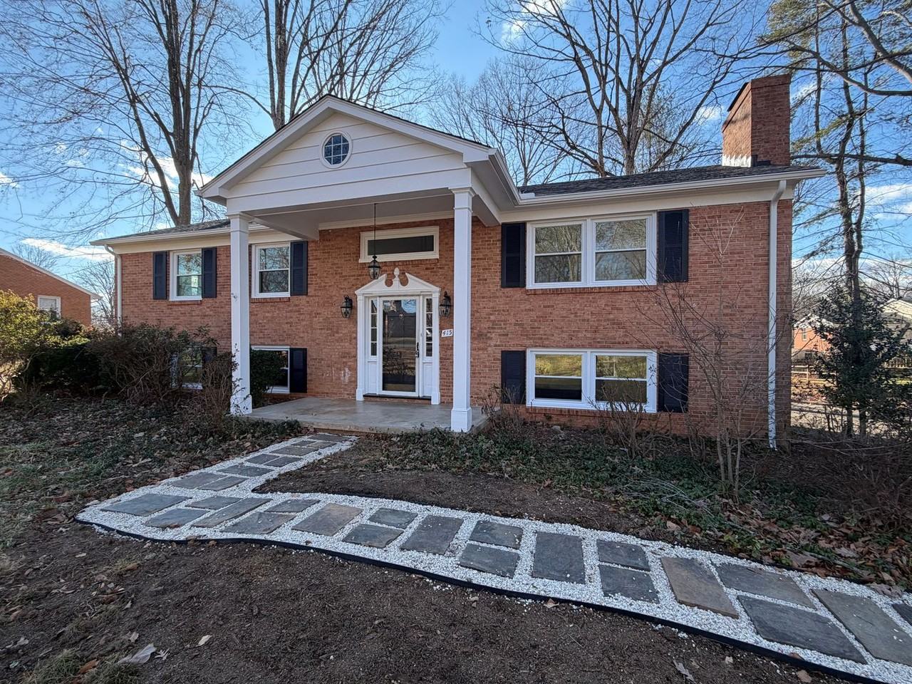 415 Carrsbrook Dr - Photo 2 of 43