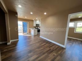 featured image of 21724 E Cliff Dr #3