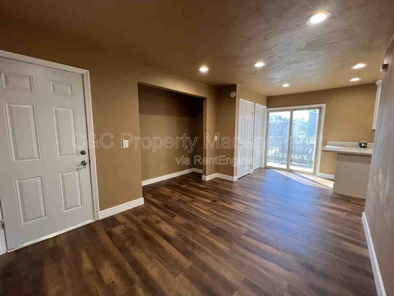 21724 E Cliff Dr #3 - Photo 2 of 6