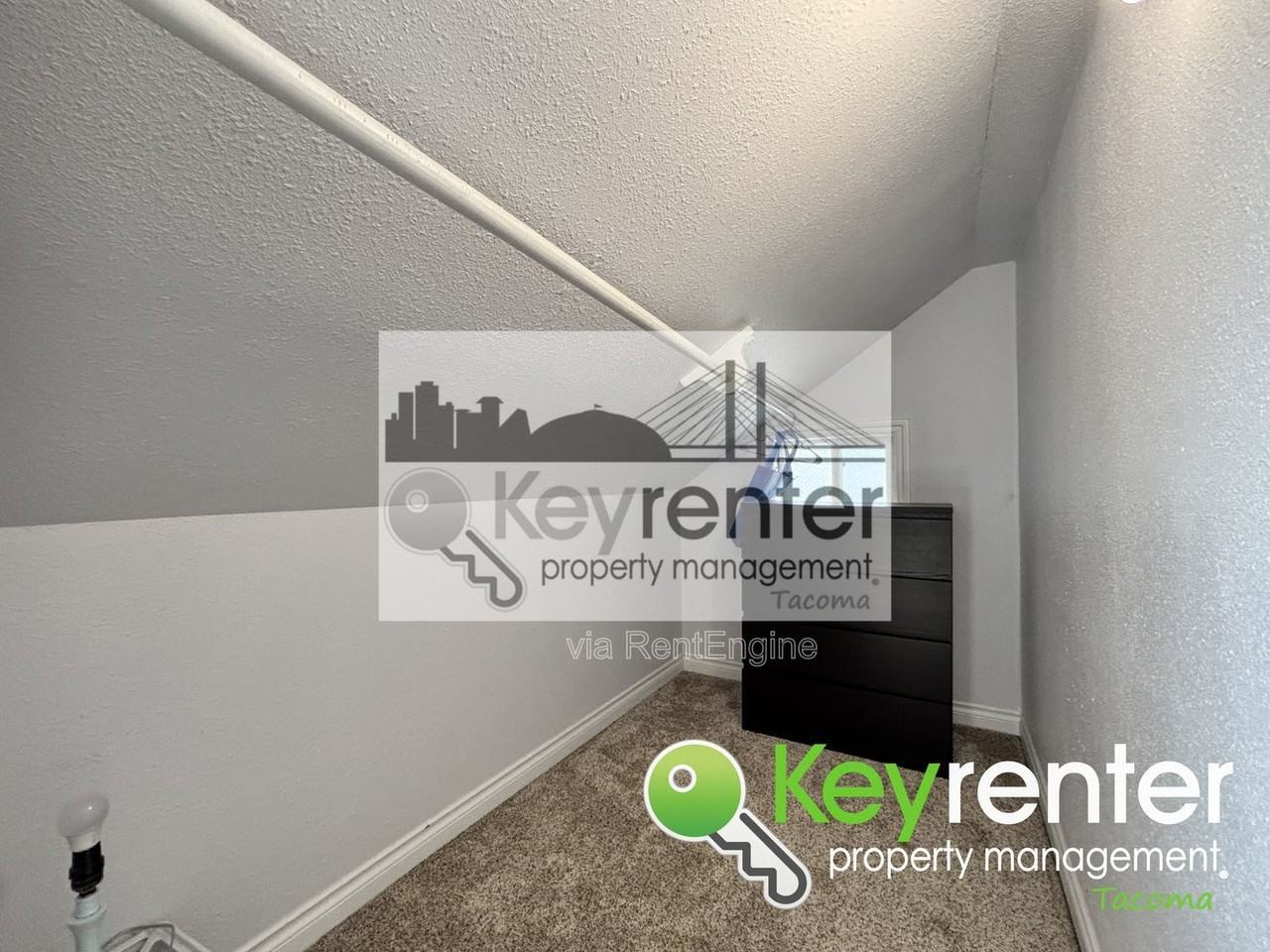 8434 Tacoma Ave S #3 - Photo 3 of 4