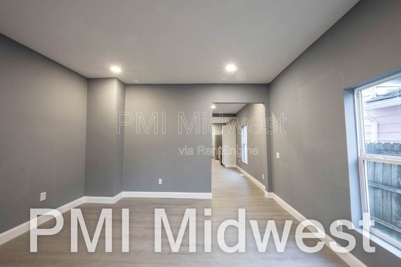 119 N Colorado Ave - Photo 3 of 25