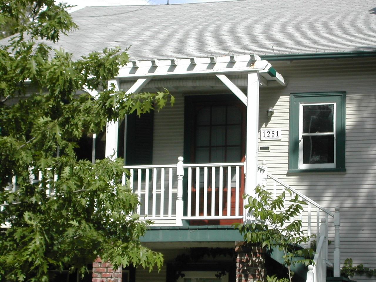 1251 33rd St #1 - Photo 2 of 10