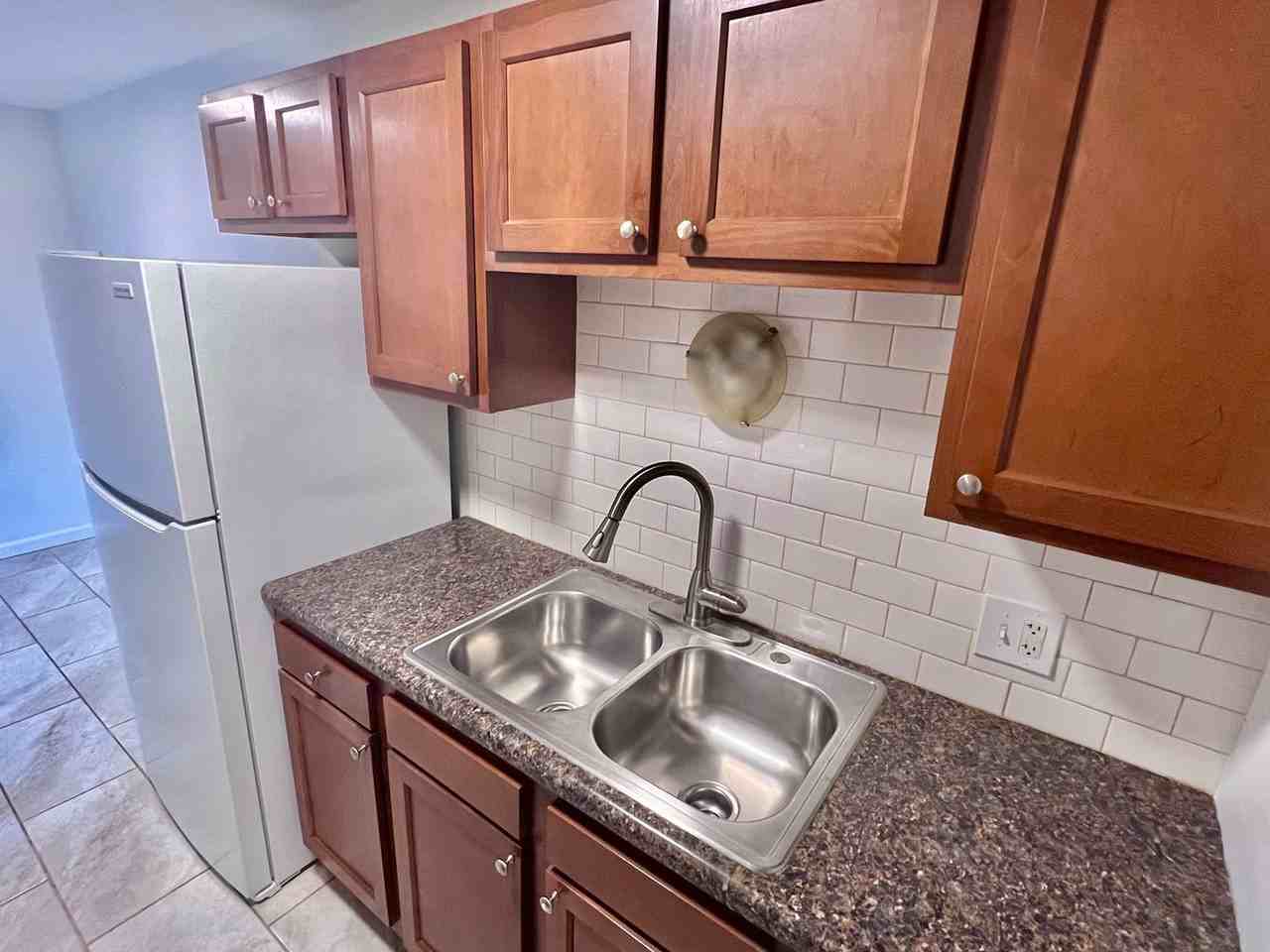 22 Washington Ave #12 - Photo 4 of 12