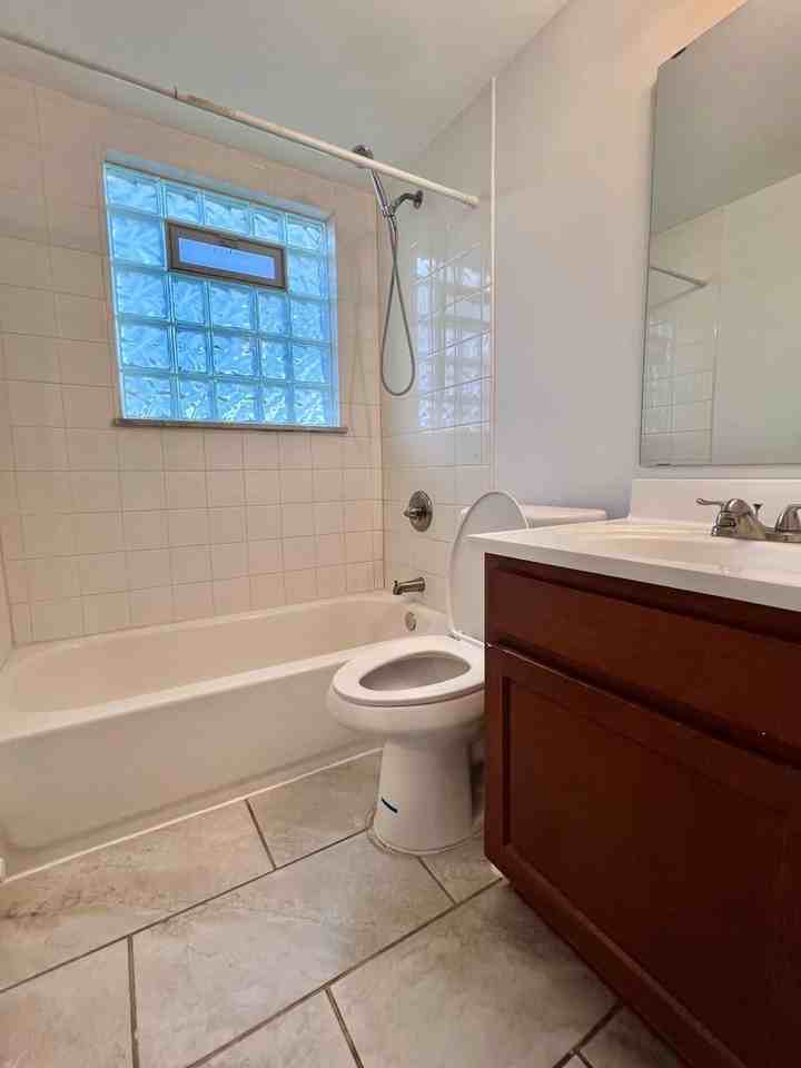 22 Washington Ave #12 - Photo 5 of 12