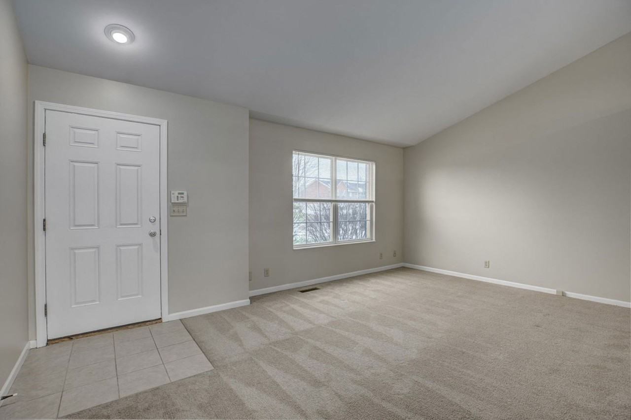 10649 Kelsey Dr - Photo 2 of 17