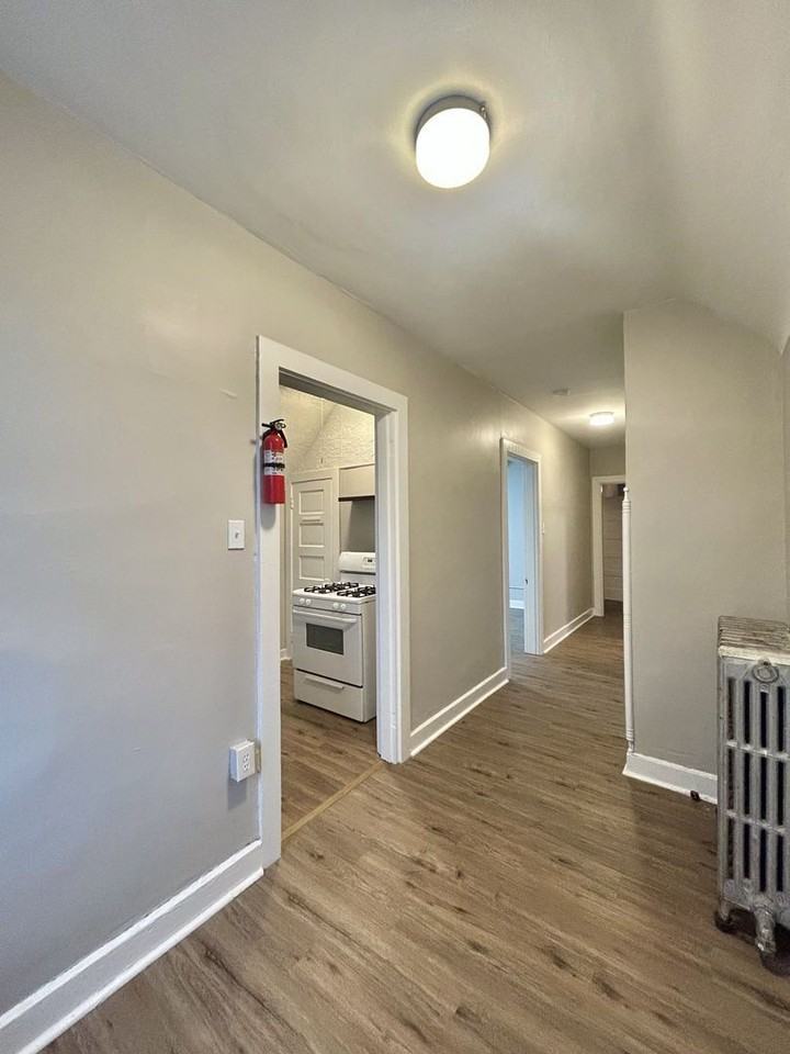 2308 Highland Ave #3 - Photo 5 of 13