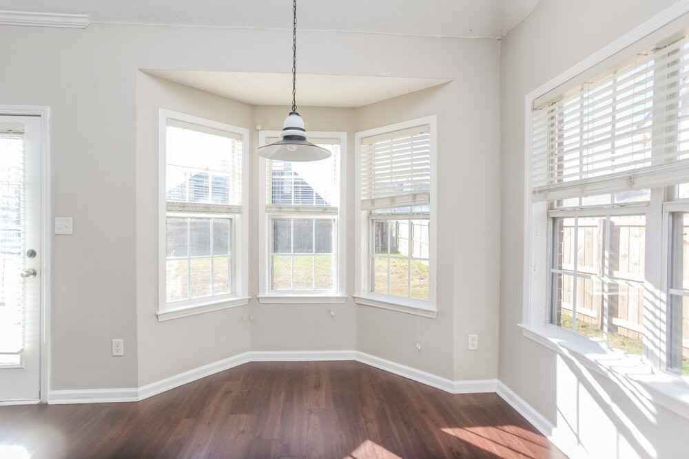 8249 White Wing Ln - Photo 6 of 16