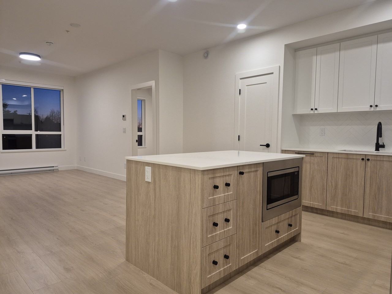 19885 76 Avenue - Photo 5 of 20