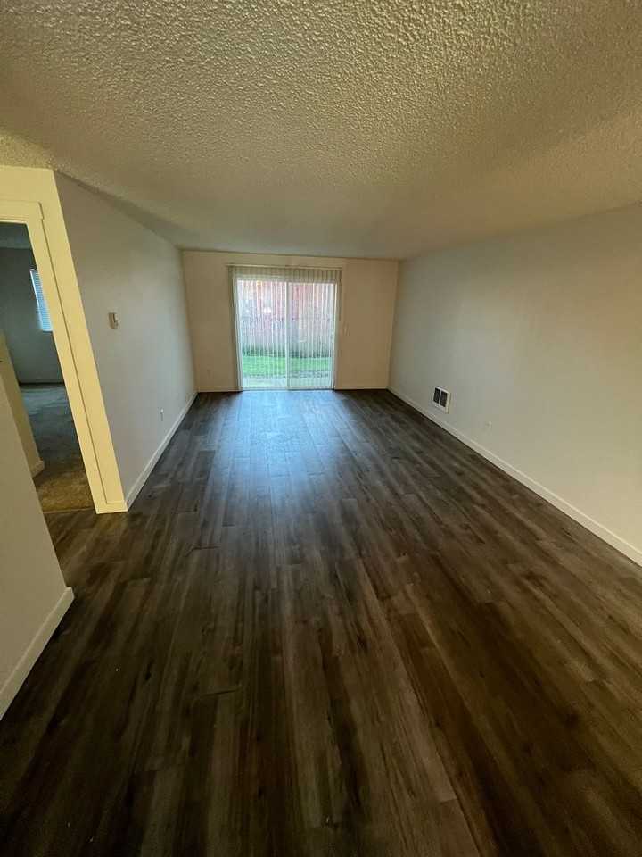 Park Hillsboro - Photo 5 of 17