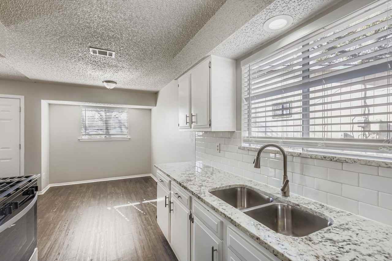 11807 Acorn Creek Trl - Photo 7 of 26