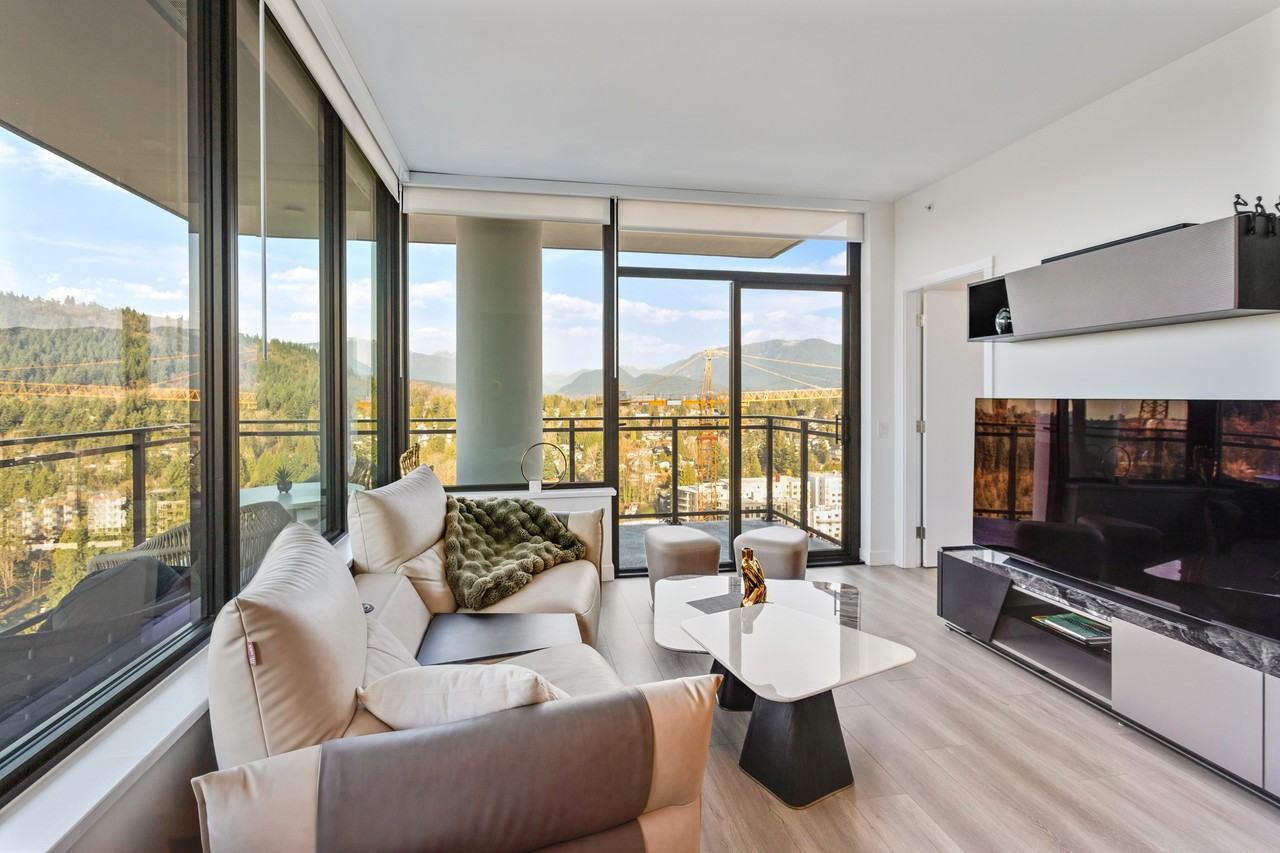 Como Lake Ave & Claremont St #2605 - Photo 3 of 25