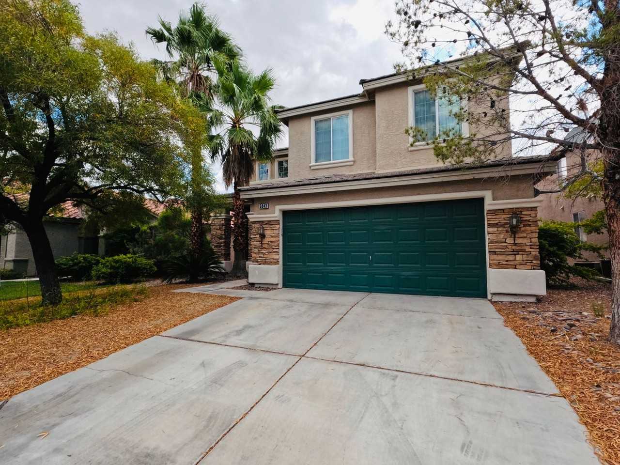 5843 Noble Stand St - Photo 3 of 50