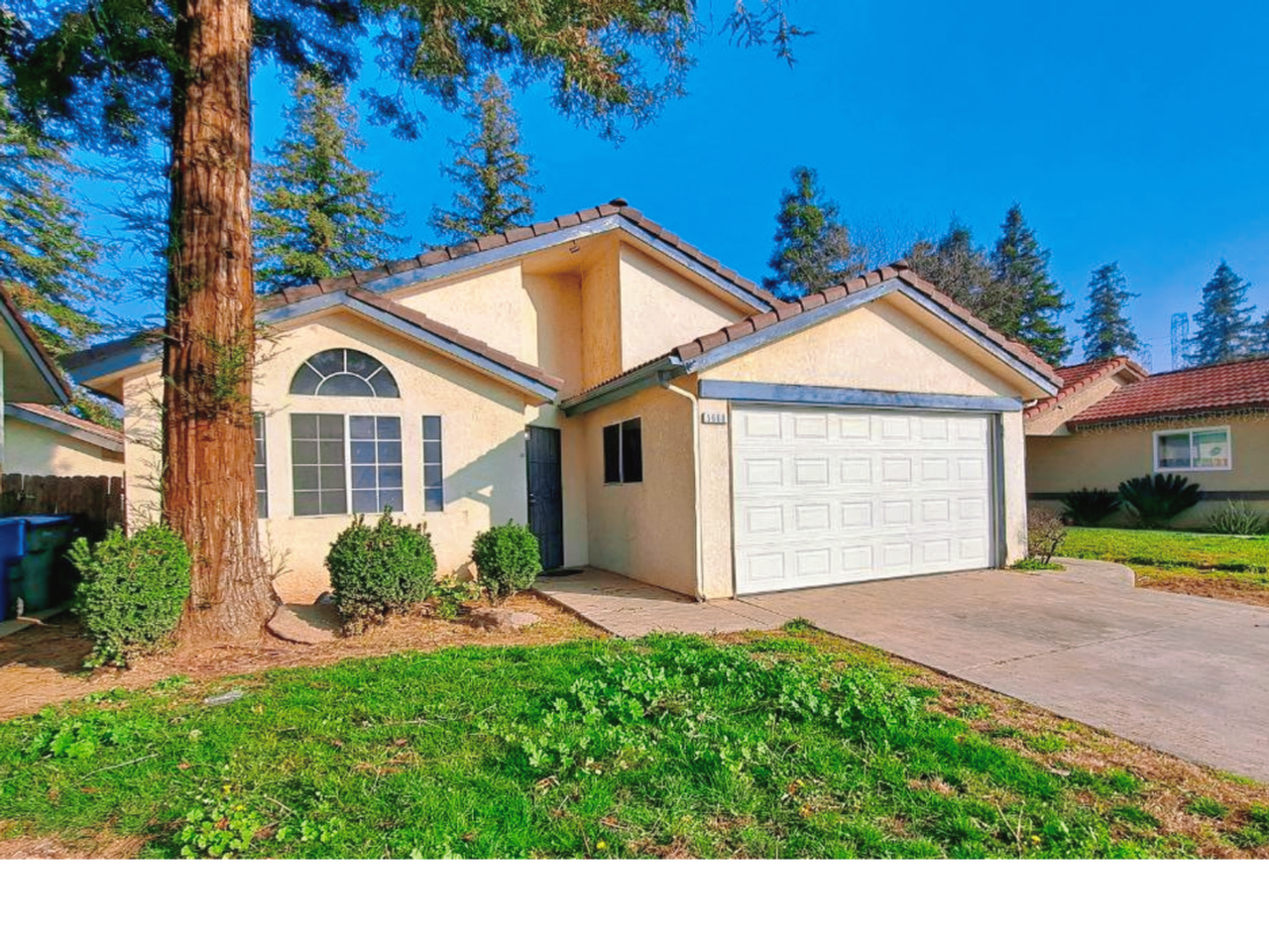 5660 W Tenaya Ave - Photo 2 of 19