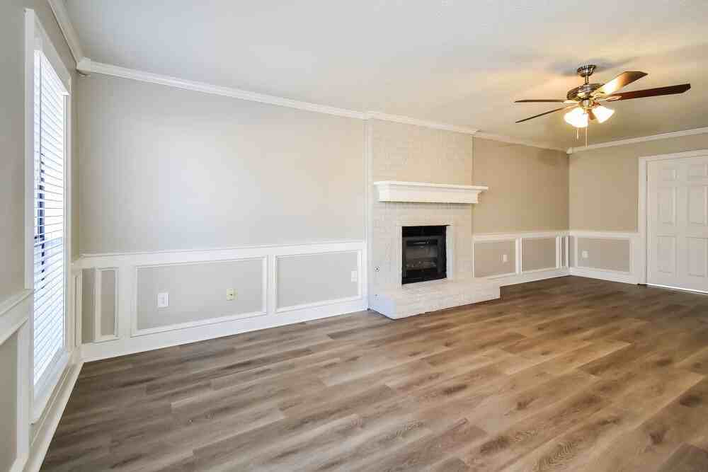 8685 Rhonda Cir S - Photo 6 of 18