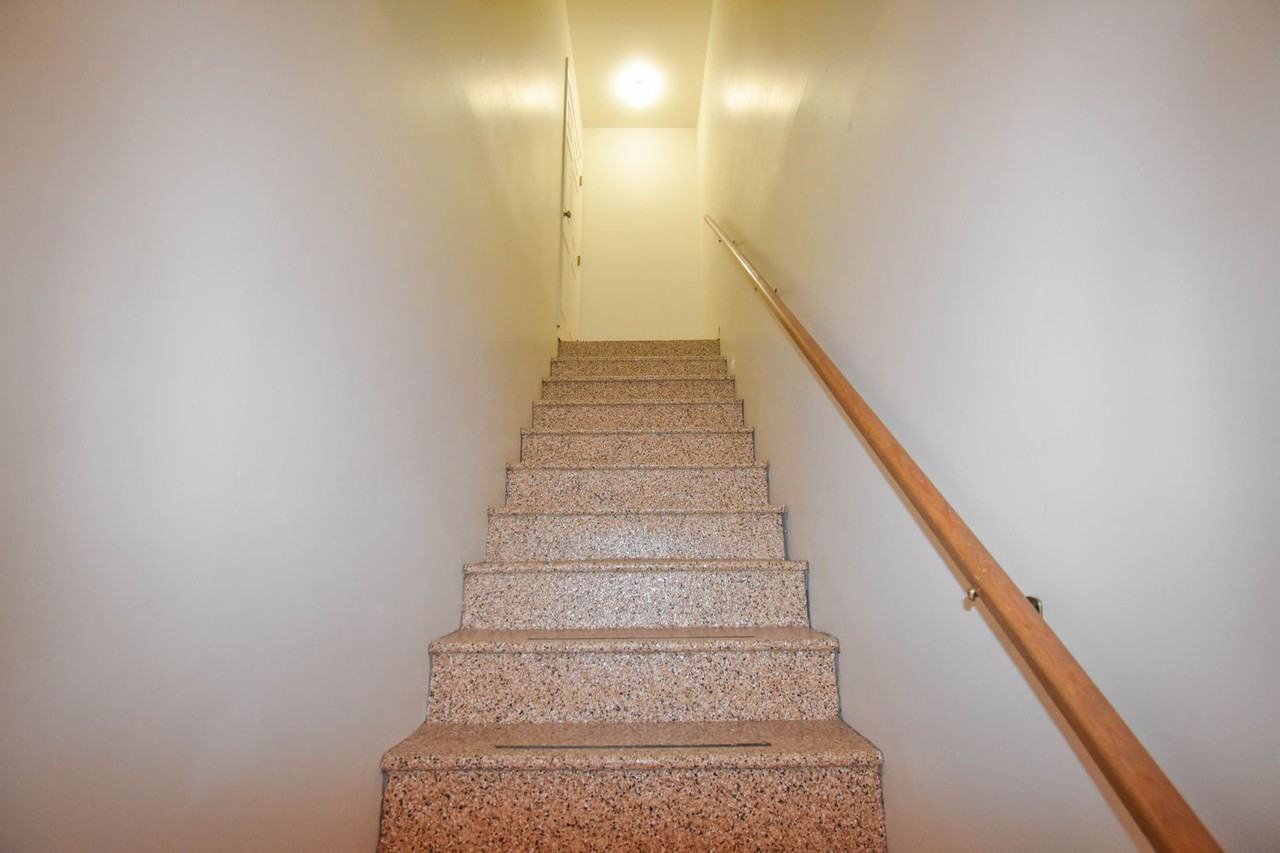 310 S Lincoln Ave #8 - Photo 5 of 30