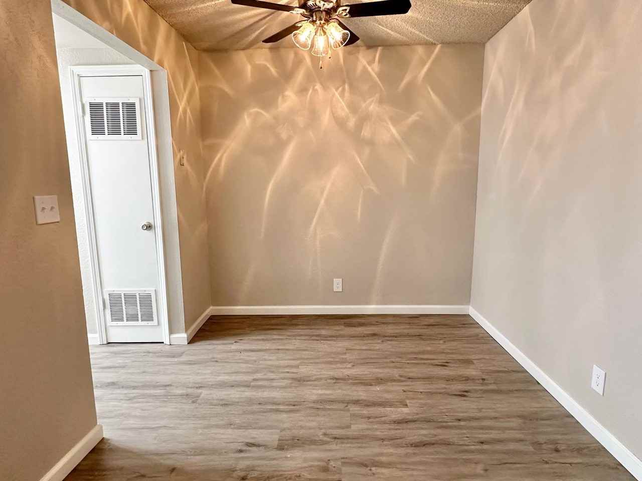 Merit Manor Apartments - Photo 3 of 12