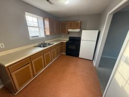 featured image of 4573 Calhoun Rd Ne