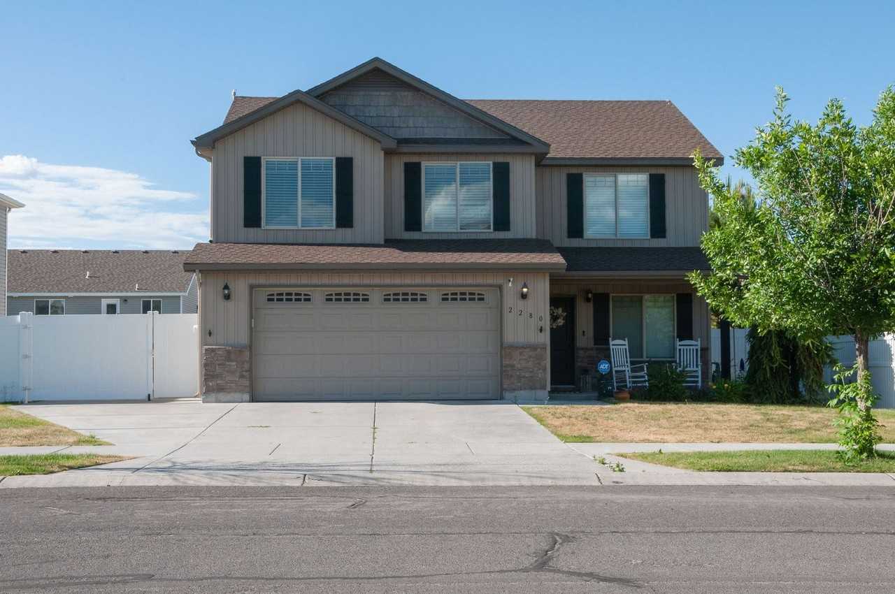 2280 W 960 S - Photo 2 of 24