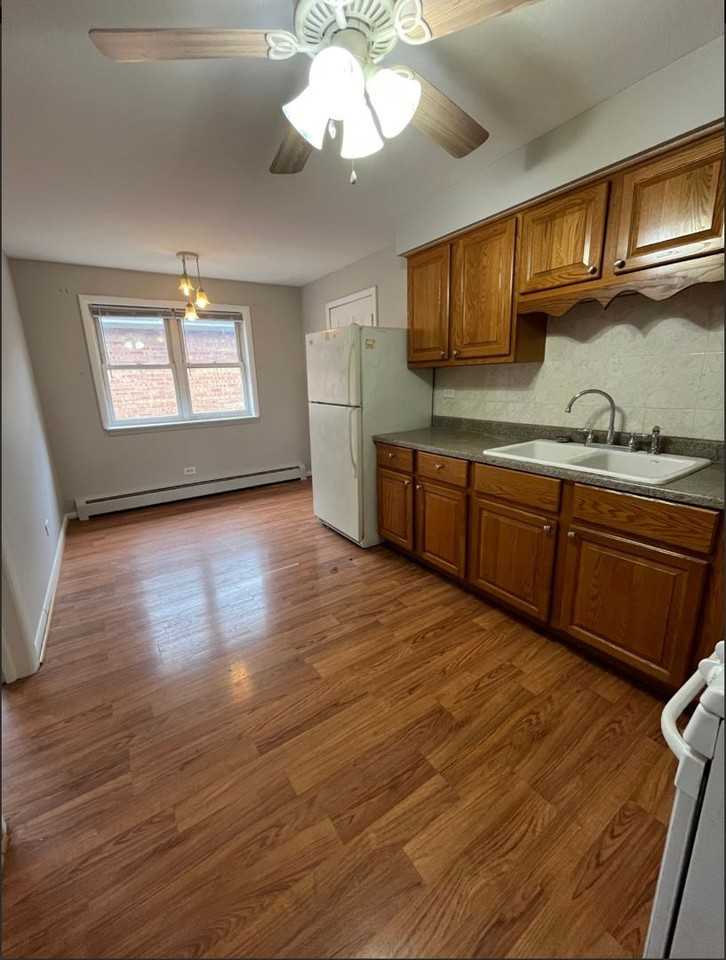 2951 Thatcher Ave - Photo 7 of 17